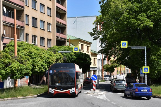 A zde ulice Žižkova. Obě ulice jsou výhledově určeny k zatrolejování.